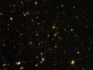 Campo profundo de galaxias-Hubble